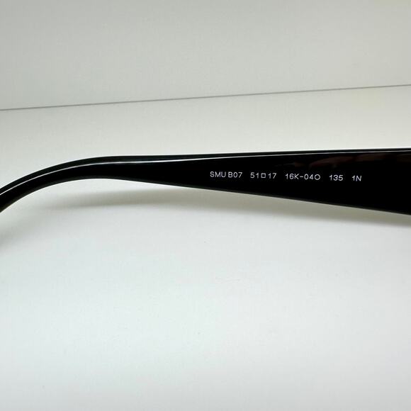 New MIU MIU Vedette Sunglasses Seen on Kylie Jenner MU B07S 16K04O Black Italy - Picture 8 of 10